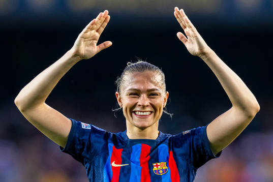 Fridolina Rolfö of Barcelona celebrates