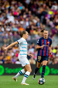 Magdalena Eriksson of Chelsea and Caroline Graham Hansen of