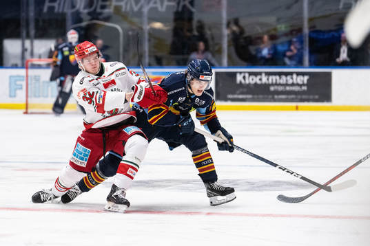 Modos Theodor Niederbach och Djurgårdens Liam Öhgren