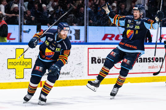 Djurgårdens Linus Klasen jublar