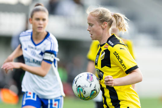Häckens Julie Blakstad