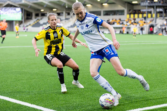 Häckens Anna Anvegård och IFK Norrköpings Ebba Handfast