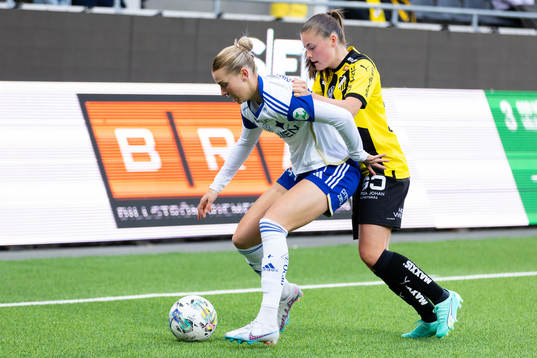 IFK Norrköpings Diljá Ýr Zomers och Häckens Hanna Wijk