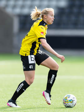 Häckens Julie Blakstad