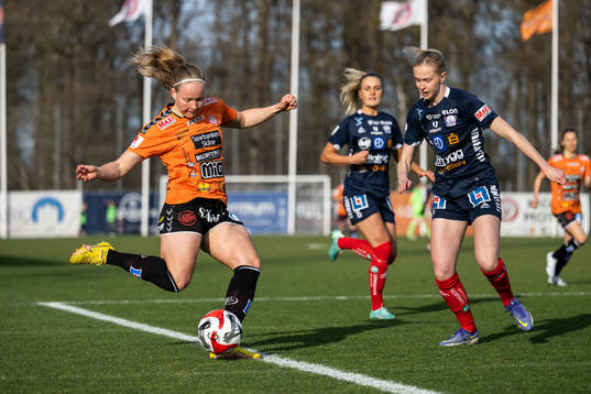 Kristianstads Hlin Eiriksdottir och Linköpings Emma