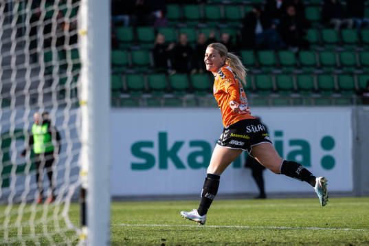 Kristianstads Tilda Persson jublar