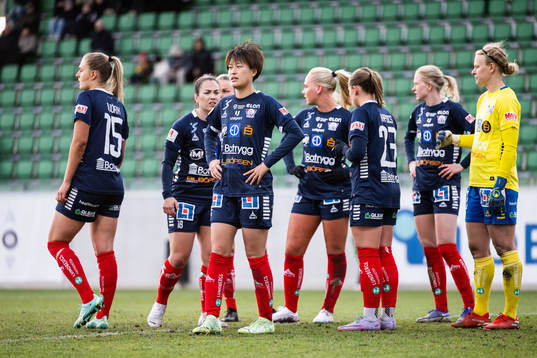 Linköpings Saori Takarada deppar