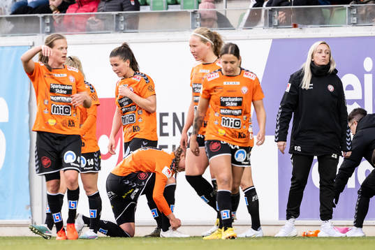 Kristianstads spelare och tränare Elisabet Gunnarsdottir
