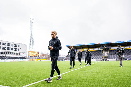 Sivert Heltne Nilsen of Brann arrives
