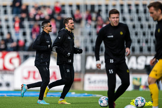 Omar Elabdellaoui and Brede Moe of Bodø/Glimt warms up