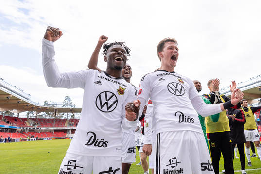 Östersunds Sam Mensiro och Östersunds Myroslav Mazur