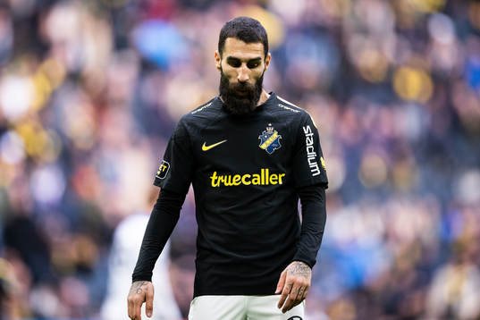AIKs Jimmy Durmaz deppar