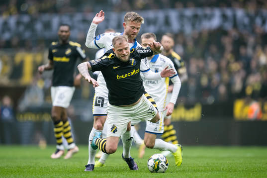 Sirius Dennis Widgren och AIKs John Guidetti