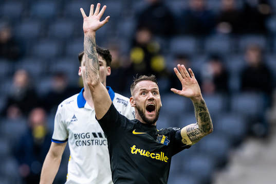 AIKs Alexander Milosevic reagerar