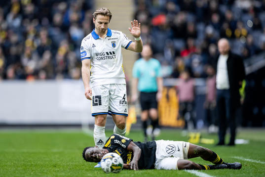 Sirius Daniel Stensson och AIKs Erick Otieno