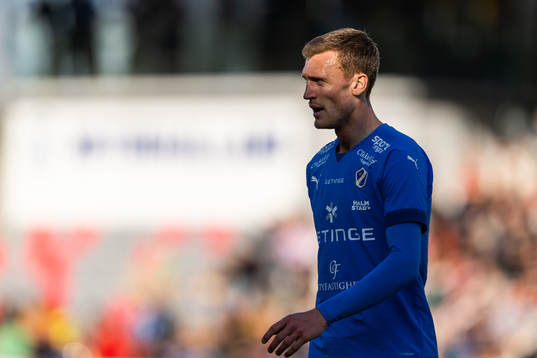 Halmstads Viktor Granath deppar