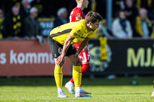 Mjällbys Colin Rösler deppar