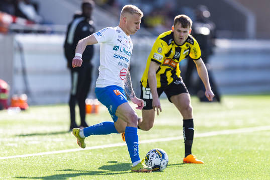 Värnamos Viktor Bergh och Häckens Oscar Uddenäs
