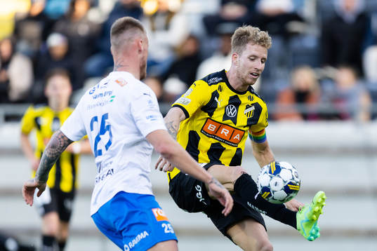 Värnamos Victor Eriksson och Häckens Samuel Gustafson