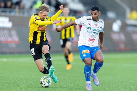 Häckens Pontus Dahbo och Värnamos Wenderson Oliveira do