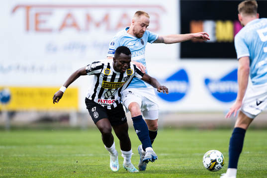 Landskronas Kofi Asare och Gefles Oscar Lundin