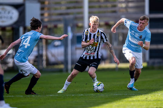 Gefles Sebastian Friman och Oskar Karlsson iklamp med