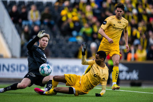 Mathias Dyngeland of Brann and Amahl Pellegrino of