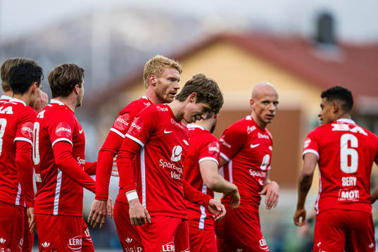 Niklas Jensen Wassberg of Brann celebrates