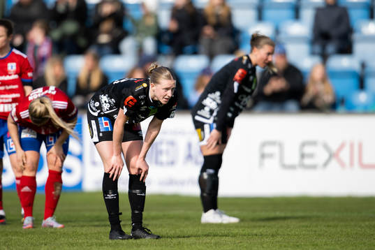 Örebros Audrey Harding deppar