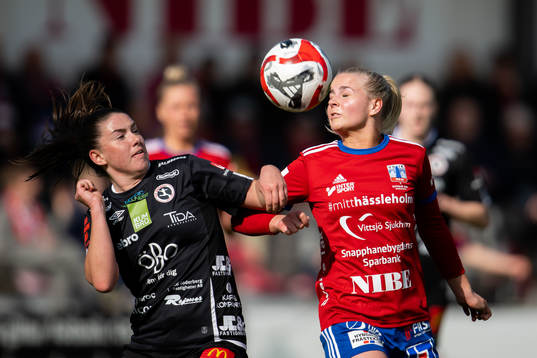 Vittsjös Moa Karlsson och Örebros Emilia Pelgander