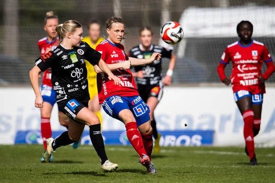 Vittsjös Nellie Persson och Örebros Maja Bodin