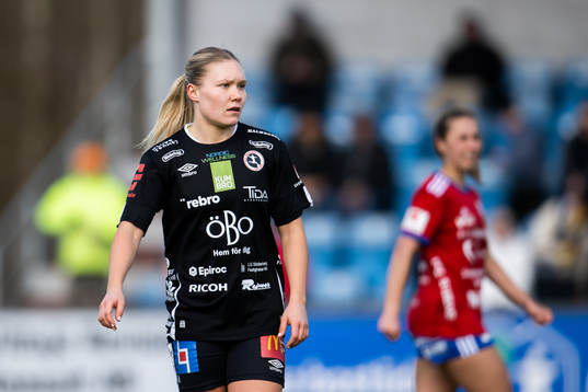 Örebros Emma Peuhkurinen