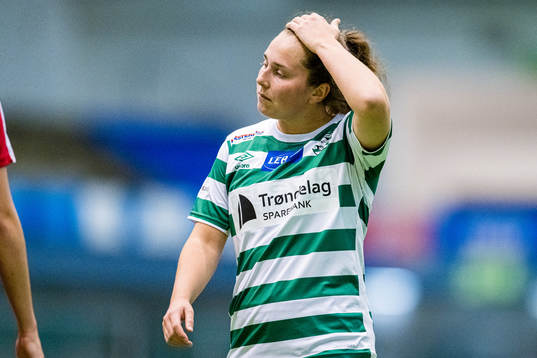 Sofia Susnic Krossøy of KIL/Hemne looks dejected