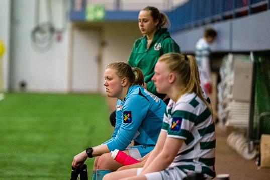 Ingvild Bergan Grøtting of KIL/Hemne looks dejected