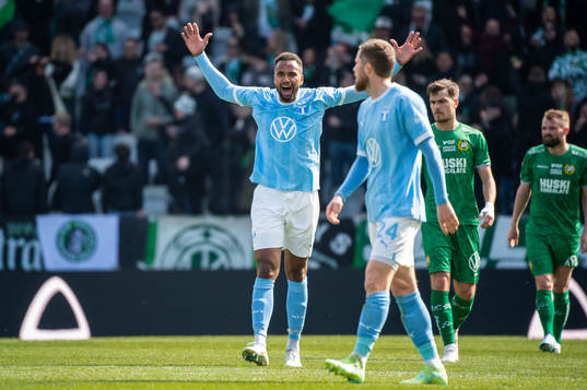 Malmö FFs Isaac Kiese Thelin jublar