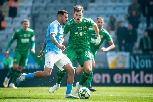 Malmö FFs Sergio Pena och Hammarbys Pavle Vagic