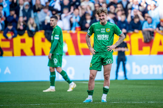 Hammarbys Fredrik Hammar deppar