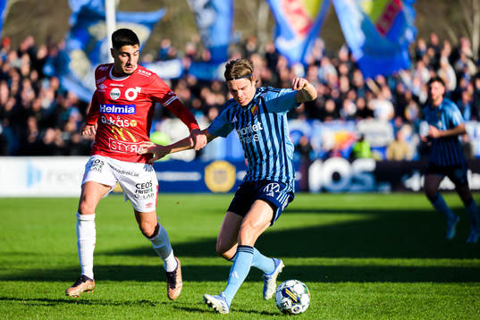 Degerfors Peter Gwargis och Djurgårdens Elias Andersson