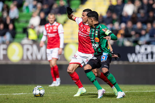 Kalmars Romario Pereira Sipiao och Varbergs Eliton Pardinho