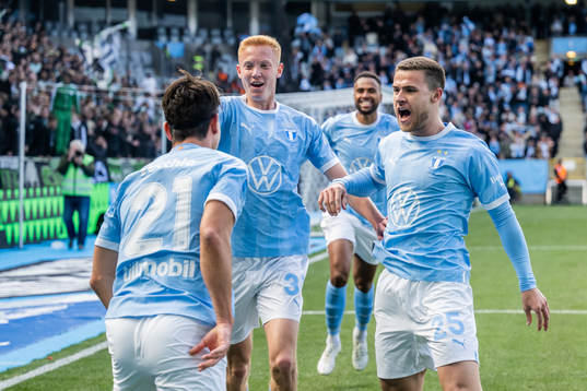 Malmö FFs Stefano Vecchia jublar