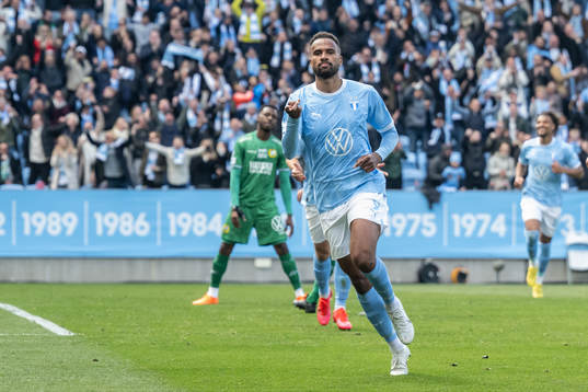Malmö FFs Isaac Kiese Thelin jublar