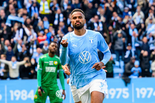 Malmö FFs Isaac Kiese Thelin jublar