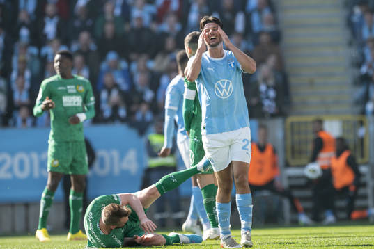 Malmö FFs Stefano Vecchia deppar