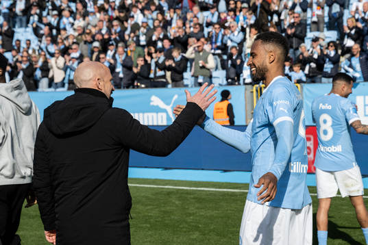 Malmö FFs tränare Henrik Rydström och Isaac Kiese Thelin