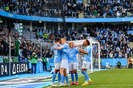 Malmö FFs spelare jublar