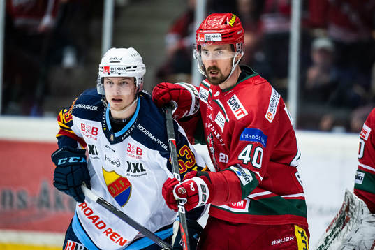 Djurgårdens David Blomgren och Modos David Bernhardt