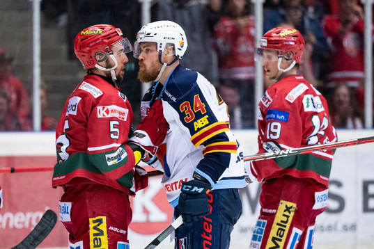 Modos August Berg och Djurgårdens Daniel Brodin