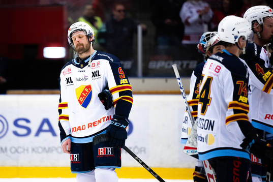 Djurgårdens Cameron Ernst Schilling deppar