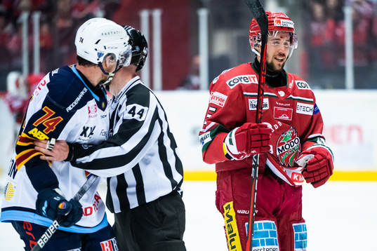 Djurgårdens Nicklas Danielsson och Modos August Berg
