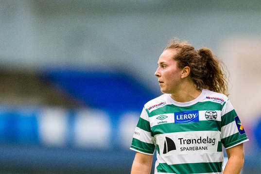 Sofia Susnic Krossøy of KIL/Hemne looks dejected